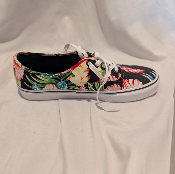 Van Authentic - Picture 5 of 10